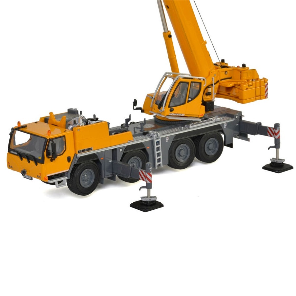 LIEBHERR LTM 1090-4.2 1:50 SCALE CRANE