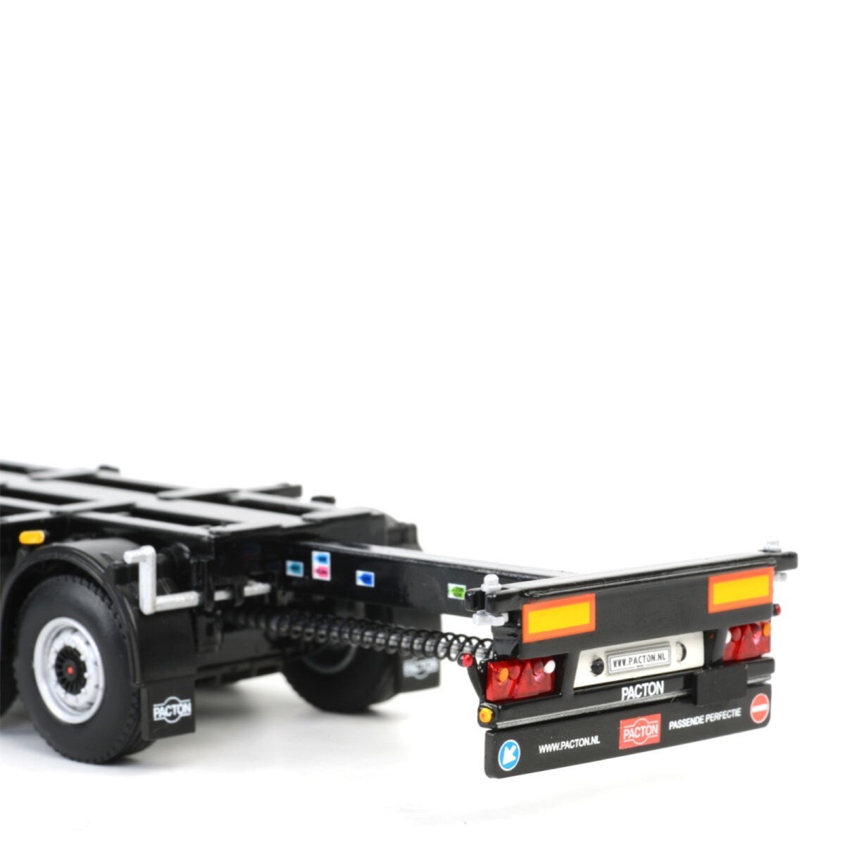 White-line-container-trailer-3-axle  2   Thumbnail0